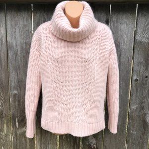 Banana Republic Chunky Knit Turtleneck Sweater